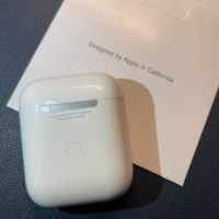 APPLE AIRPODS