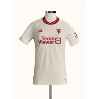 Женская футболка Adidas Manchester United.
