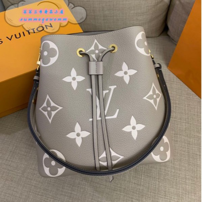  Louis Vuitton Turtledove