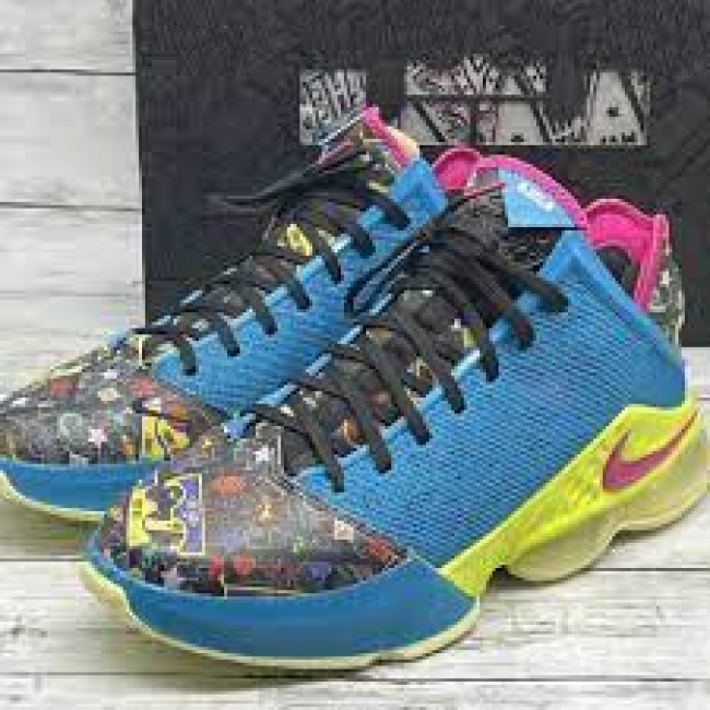 Nike LeBron James