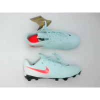 футбольные сандалии Nike