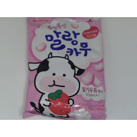 Lotte Mallang Gayo с клубникой