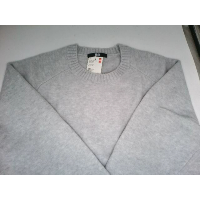 Вязаный свитер Uniqlo