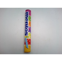 Конфеты Mentos Rainbow с фруктовым вкусом.