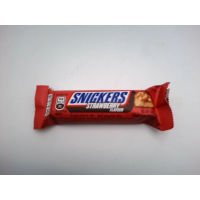 Клубничный шоколад, марка Snickers.