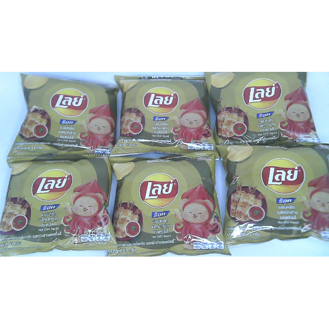 Чипсы Lay's со вкусом жареного кальмара, упаковка из 6 штук.