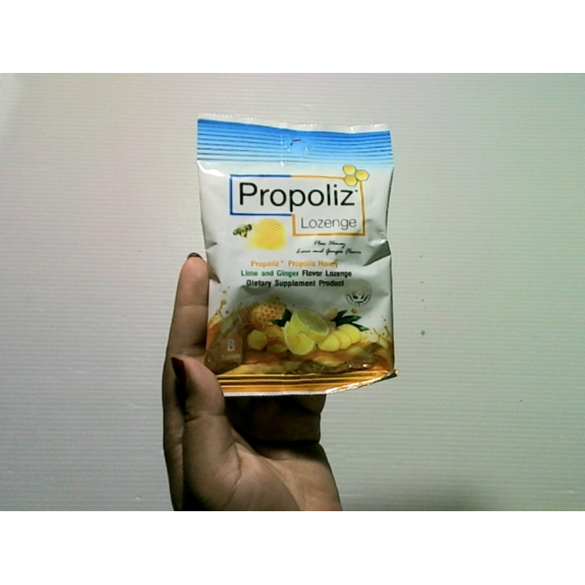 Леденцы Propoliz со вкусом лимона, имбиря и меда.