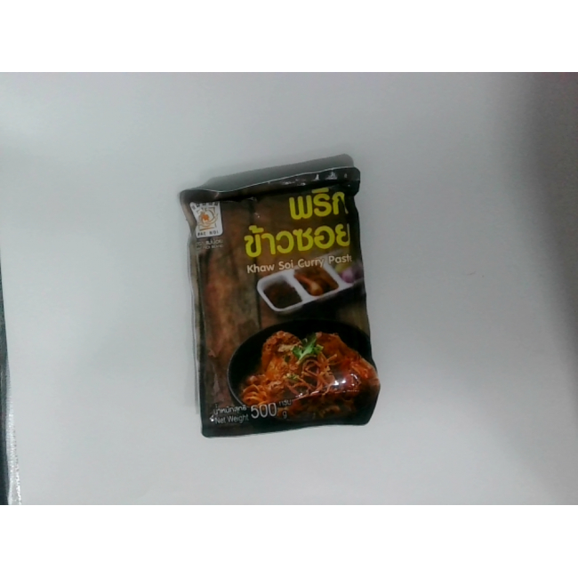 Паста с чили бренда Mae Noi Khao Soi