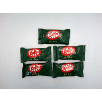 Печенье Kit Kat со вкусом зеленого чая, 5 штук.
