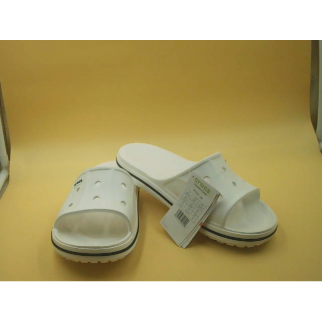 Сандалии Crocs Bayaband Slide белого цвета.