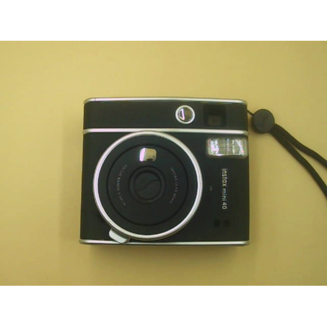 Б/у фотоаппарат Fujifilm Instax Mini 40
