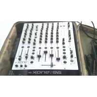 DJ-микшер Xone