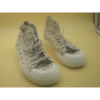 Кроссовки Adidas W Nizza Hi бежевого цвета с узором в горошек.