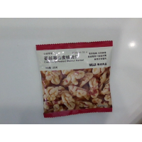 Очищенные грецкие орехи марки MUJI со вкусом черники, упаковка 25 г.