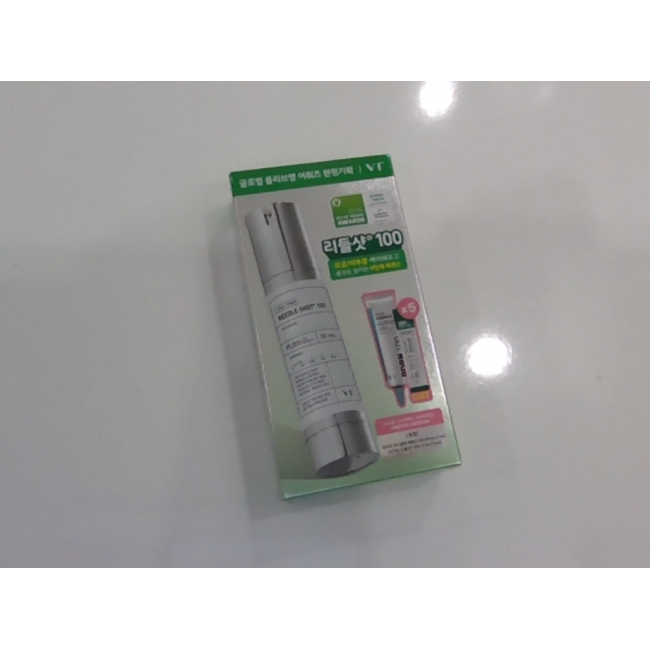Эссенция для кожи VT Cosmetic Reed Shot 100 с микроиглами, 50 мл, поставляется в комплекте с 5 мини-тюбиками эссенции PDRN в качестве подарочного набора ограниченной серии.