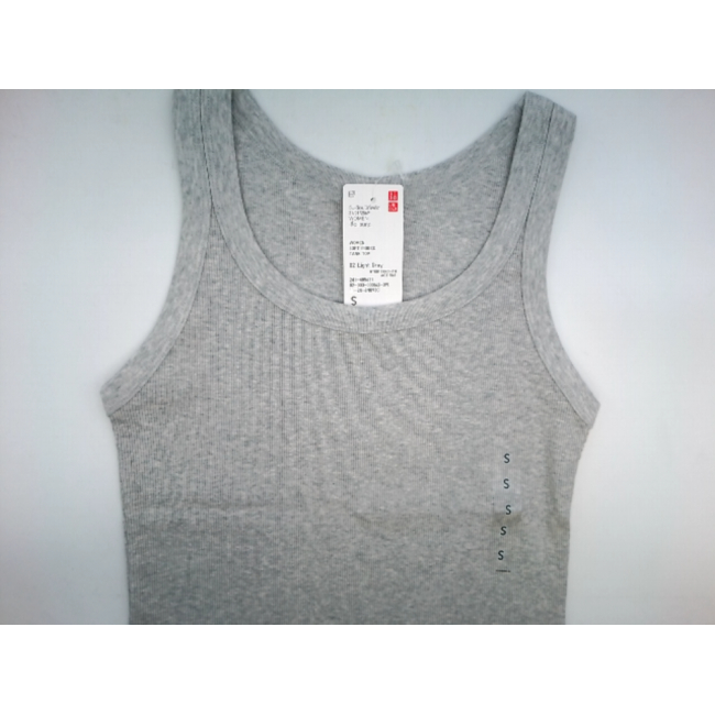 Женский топ без рукавов бренда UNIQLO