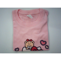 Розовая детская футболка с милым плюшевым мишкой и изображением Hello Kitty.
