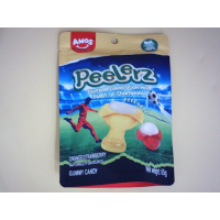 Жевательные конфеты Amos Peelerz World Cup со вкусом клубники и апельсина.