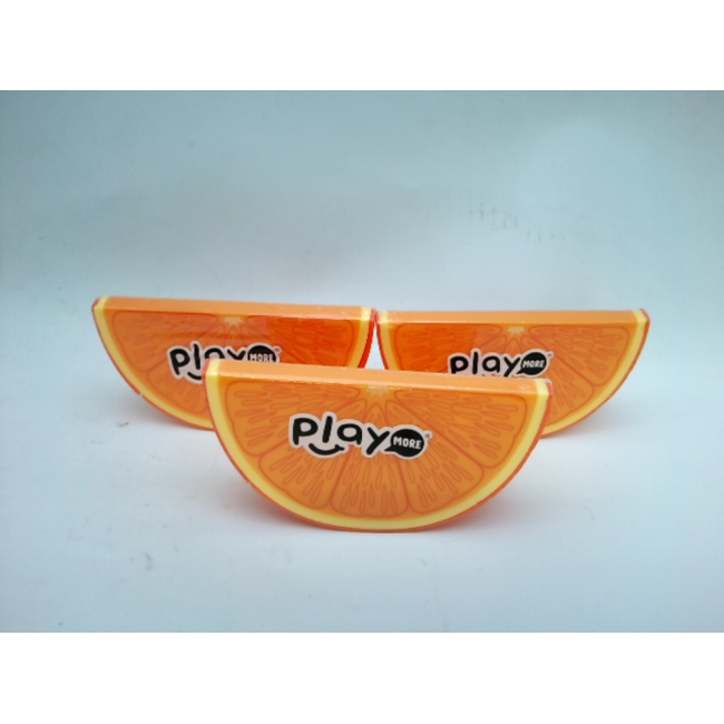 Апельсиновые конфеты марки Playmore, упаковка из 3 штук.