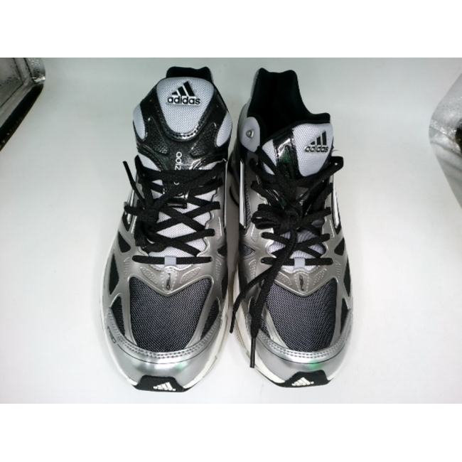 Мужские кроссовки Adidas.