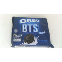 Печенье Oreo BTS с ванильной кремовой начинкой.