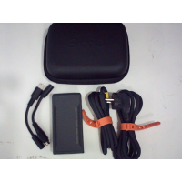 Комплект зарядного устройства SlimQ 240W GaN для мощных игровых ноутбуков. Включает черный чехол для хранения, сетевой кабель и различные адаптеры.