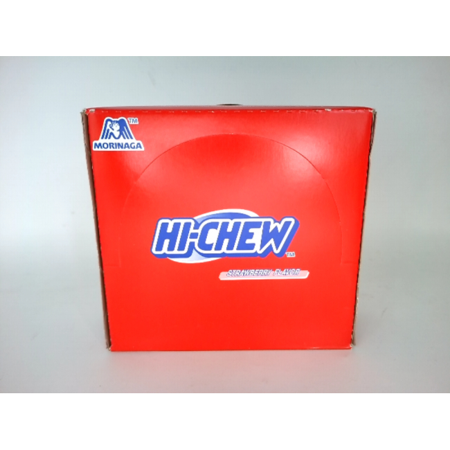 Жевательные конфеты Hi-Chew со вкусом клубники.