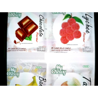 Набор из 4 конфет с разными фруктовыми вкусами.