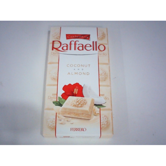 90 г плитка белого шоколада Ferrero Raffaello с кокосом и миндалем