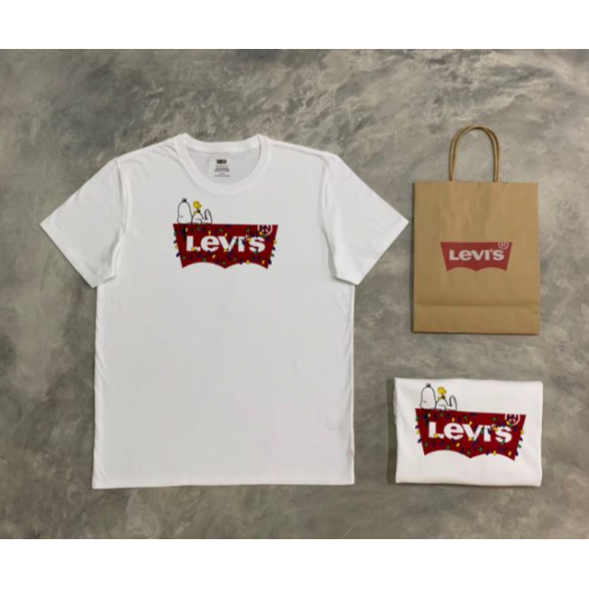 Футболка Levi's с рождественским принтом